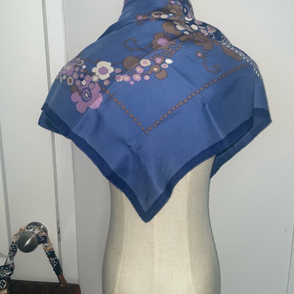 Dior silk scarf - Picture 3 of 4